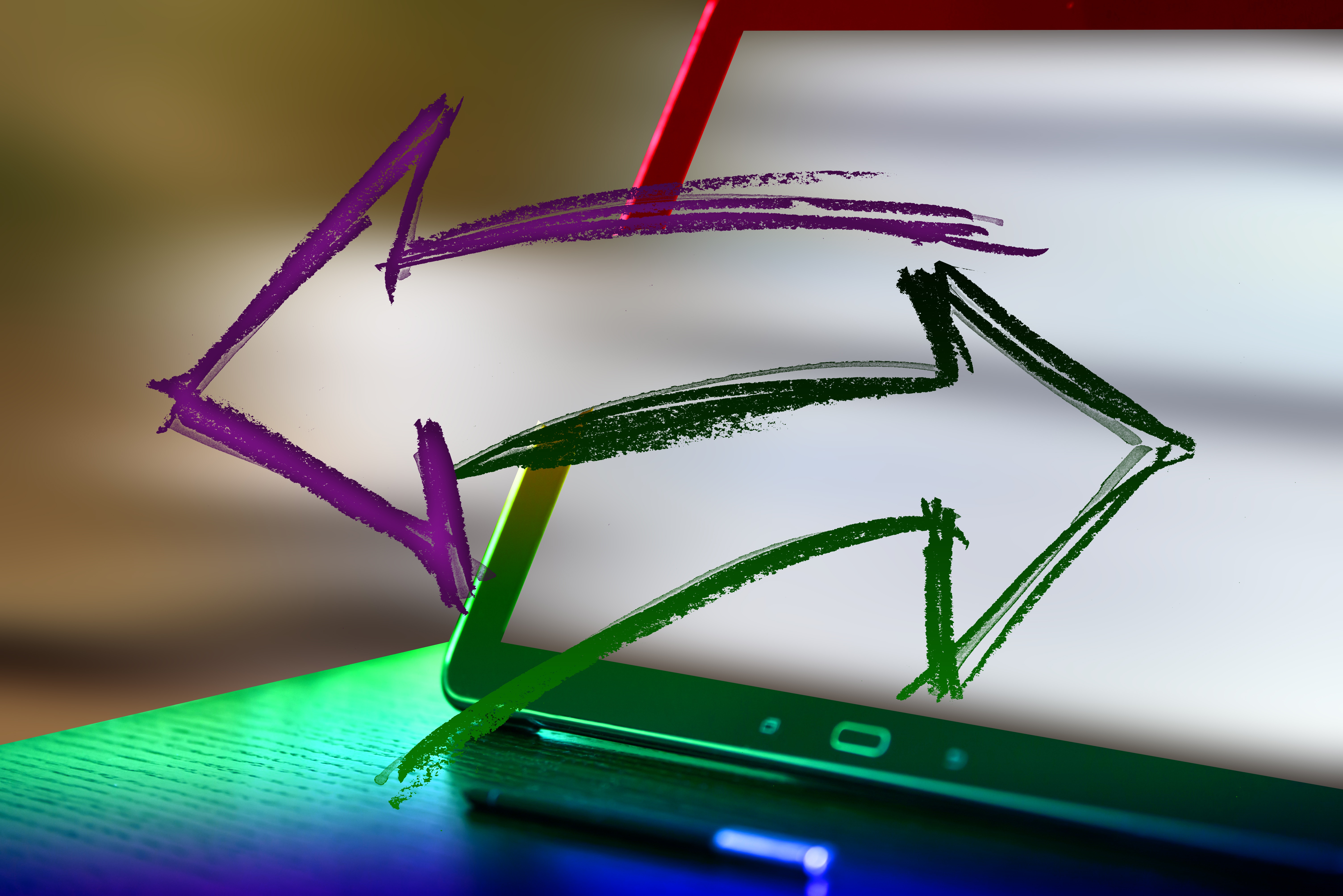 arrows pointing to and from tablet screen to show interactive HTML5 content